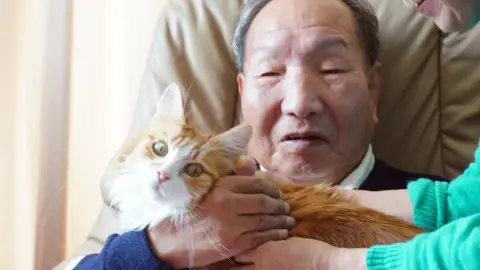 Iwao Hakamada Iwao Hakamada