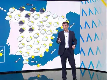 Hoy la borrasca 'Aitor' nos deja más lluvia y viento. Mañana, la novedad, será la bajada de temperaturas Hoy la borrasca 'Aitor' nos deja más lluvia y viento. Mañana, la novedad, será la bajada de temperaturas