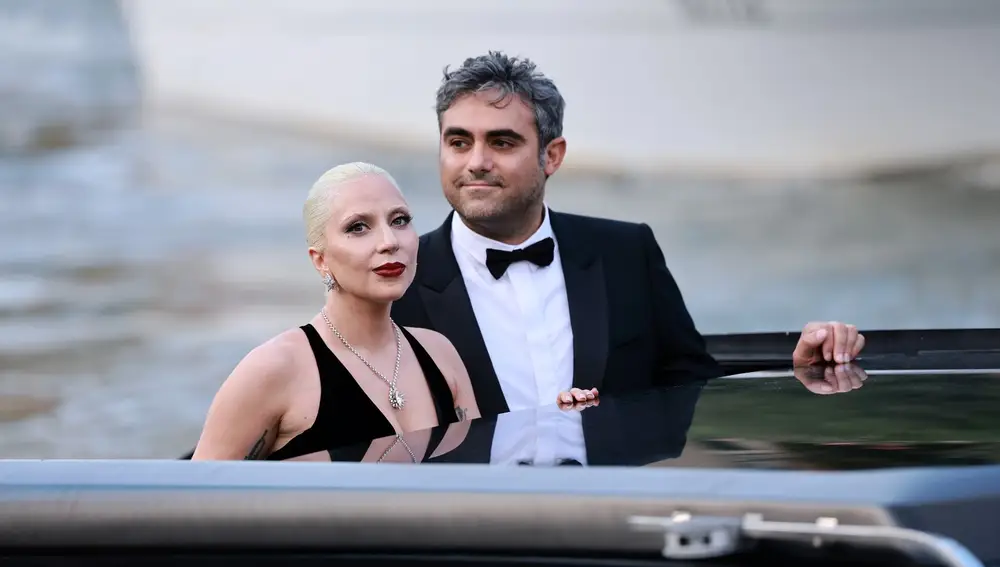 Lady Gaga y su prometido Michael Polansky en el Festival de Venecia Lady Gaga y su prometido Michael Polansky en el Festival de Venecia