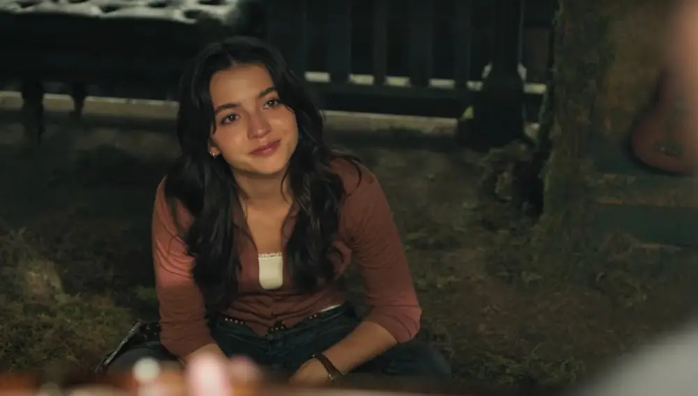 Isabella Merced como Dina en The Last of Us II Isabella Merced como Dina en The Last of Us II