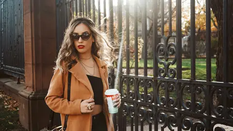 Chica posando Chica posando