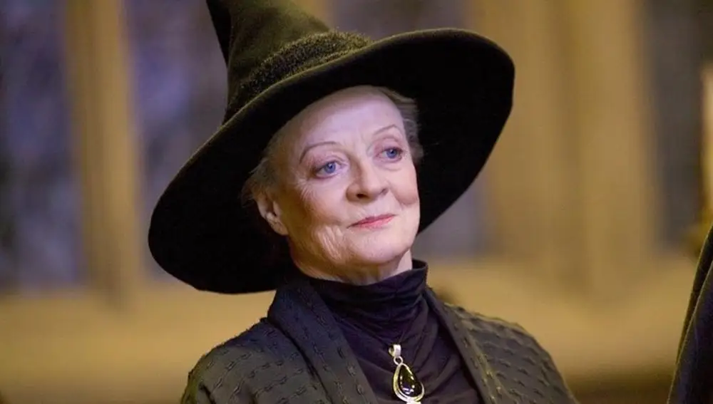 Maggie Smith como la señora McGonagall en Harry Potter Maggie Smith como la señora McGonagall en Harry Potter