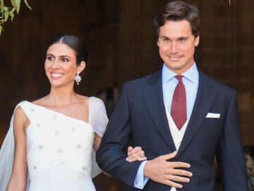 Ana Portillo y Santiago Camacho tras su boda