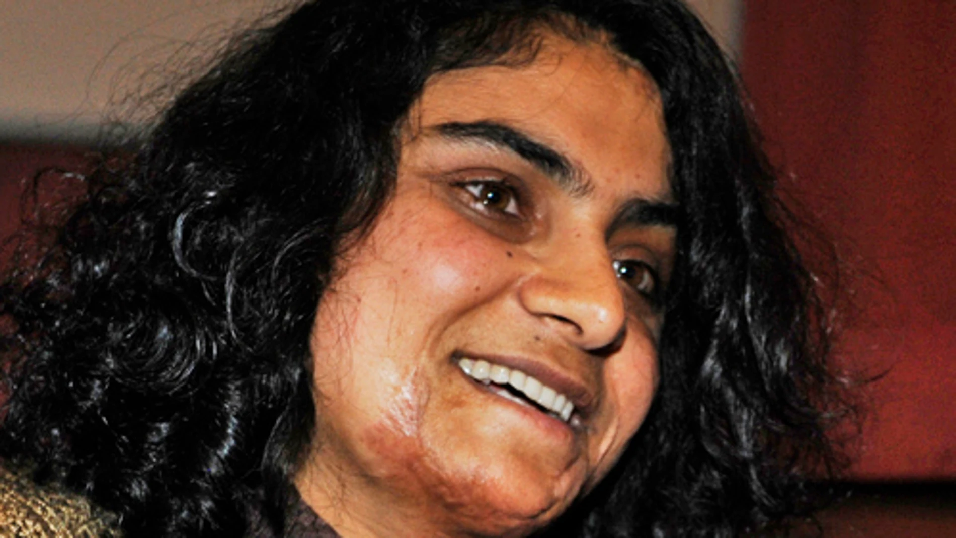 Nadia Ghulam, la mujer que sobrevivió haciéndose pasar por su hermano durante 10 años Nadia Ghulam, la mujer que sobrevivió haciéndose pasar por su hermano durante 10 años