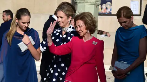 La reina Sofía junto con Irene Urdangarin y sus hijas La reina Sofía junto con Irene Urdangarin y sus hijas