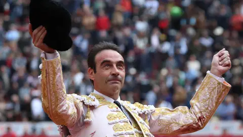 Imagen de archivo del torero español Enrique Ponce Imagen de archivo del torero español Enrique Ponce