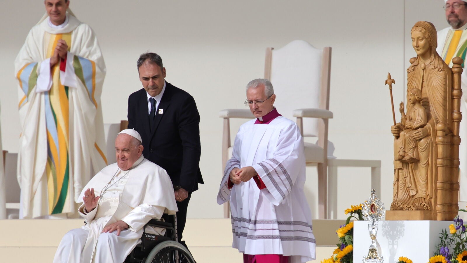 El Papa pide denunciar los abusos en la Iglesia y juzgarlos durante su viaje a Bélgica: 