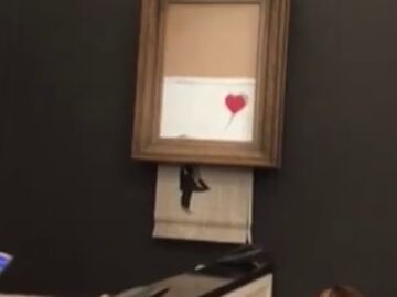 Subastada la obra 'Niña con globo' de Banksy