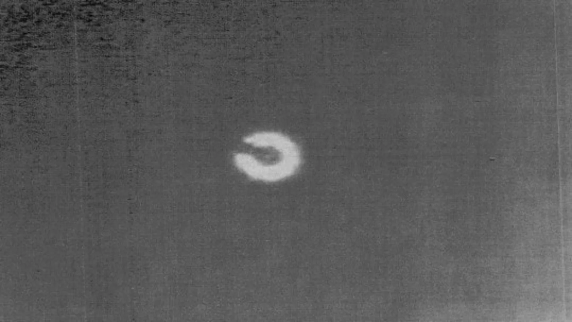 OVNI en forma de herradura OVNI en forma de herradura