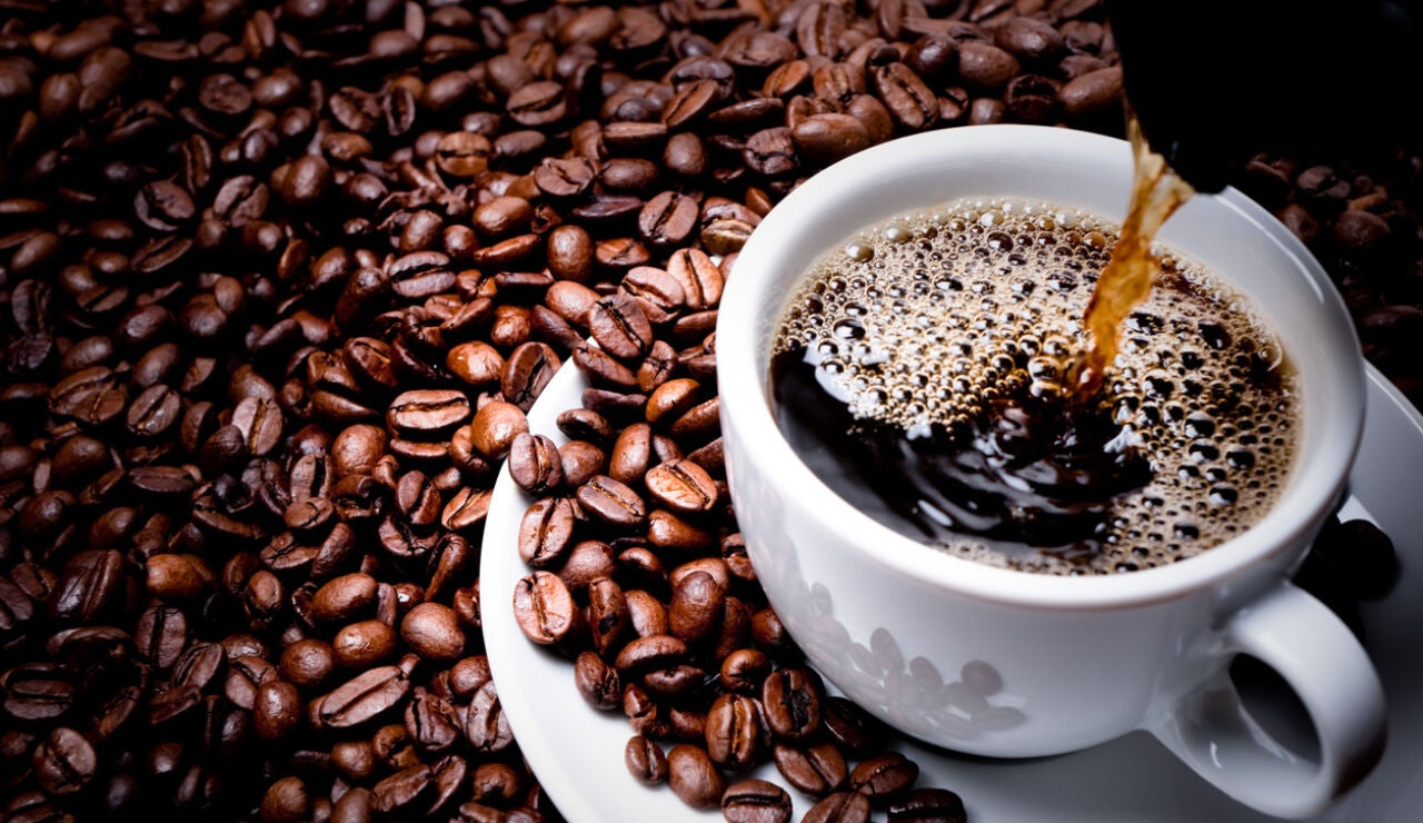 Una taza de caf&eacute;