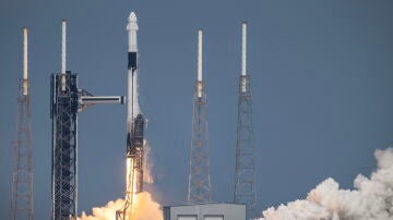 La nave Dragon perteneciente a la misión tripulada Crew-9 de SpaceX