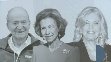 ¿Cómo han sentado las nuevas fotos de Juan Carlos a la reina Sofía?: 
