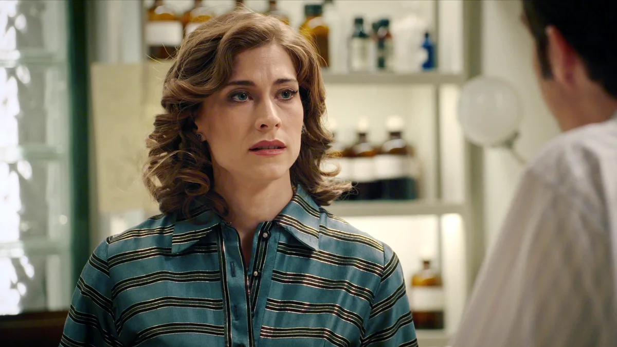 Avance del próximo capítulo de Sueños de libertad: Luis se lleva con él la  fórmula del perfume estrella dejando a Marta sin nada