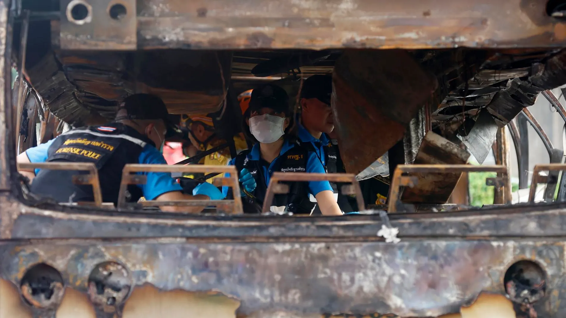 Autobús incendiado Autobús incendiado