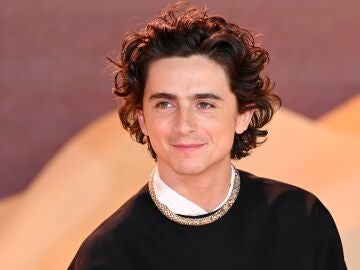 Timothée Chalamet promocionando Dune: Parte 2