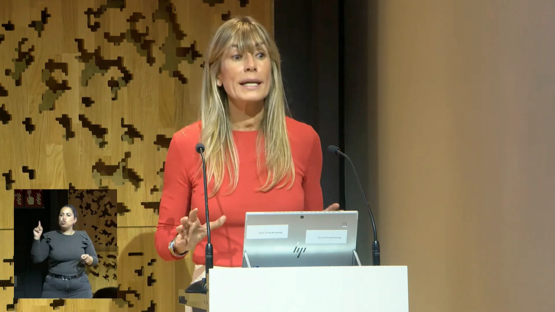Begoña Gómez reaparece en un acto académico después de que la Audiencia de Madrid suspendiera las deliberaciones judiciales Begoña Gómez reaparece en un acto académico después de que la Audiencia de Madrid suspendiera las deliberaciones judiciales
