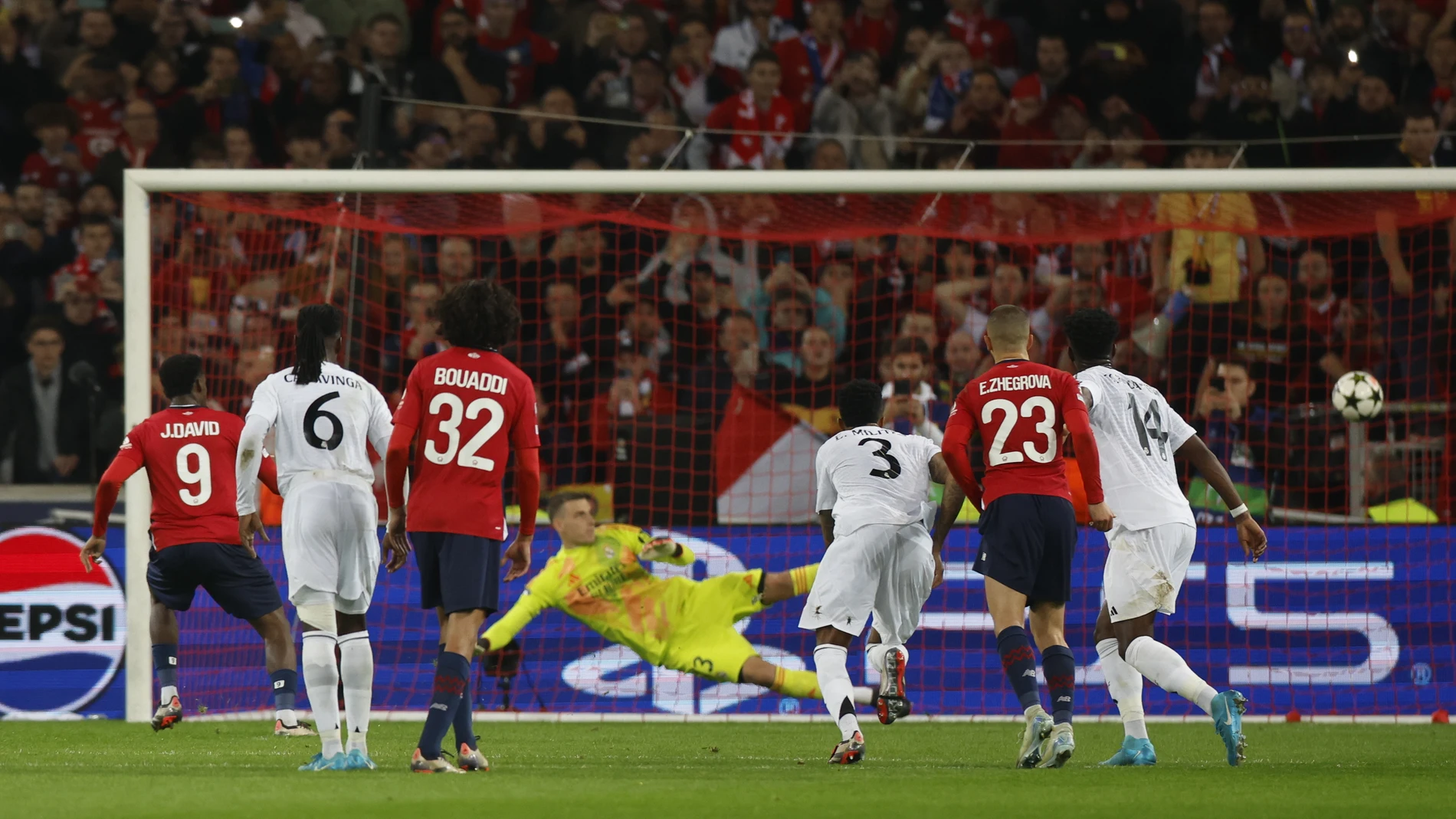 El gol de penalti de David ante el Real Madrid El gol de penalti de David ante el Real Madrid