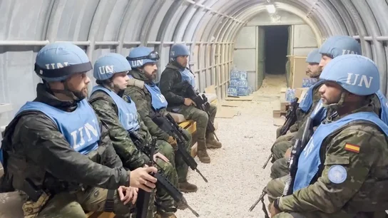 Soldados españoles refugiados en búnkeres en Líbano Antena3 Noticias