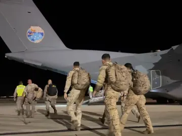 Un avión del Ejército parte de Beirut con 200 españoles evacuados (imagen de archivo) Un avión del Ejército parte de Beirut con 200 españoles evacuados (imagen de archivo)