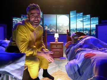 ¡Mandar a los niños a la cama con estilo! El surrealista rap de López y Leal como castigo tras su última derrota ¡Mandar a los niños a la cama con estilo! El surrealista rap de López y Leal como castigo tras su última derrota
