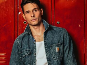 &iquest;Qui&eacute;n es David Matar&iacute;n? &iexcl;Descubre a Jacinto, el nuevo dependiente de Perfumer&iacute;as De la Reina!