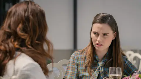 Doña Inés intenta comprar a Claudia para que se aleje de Mateo: “Todos tenemos un precio” Doña Inés intenta comprar a Claudia para que se aleje de Mateo: “Todos tenemos un precio”