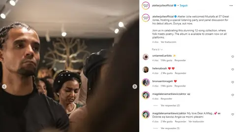 El rapero Akala asistiendo a un evento de Altier Jolie El rapero Akala asistiendo a un evento de Altier Jolie