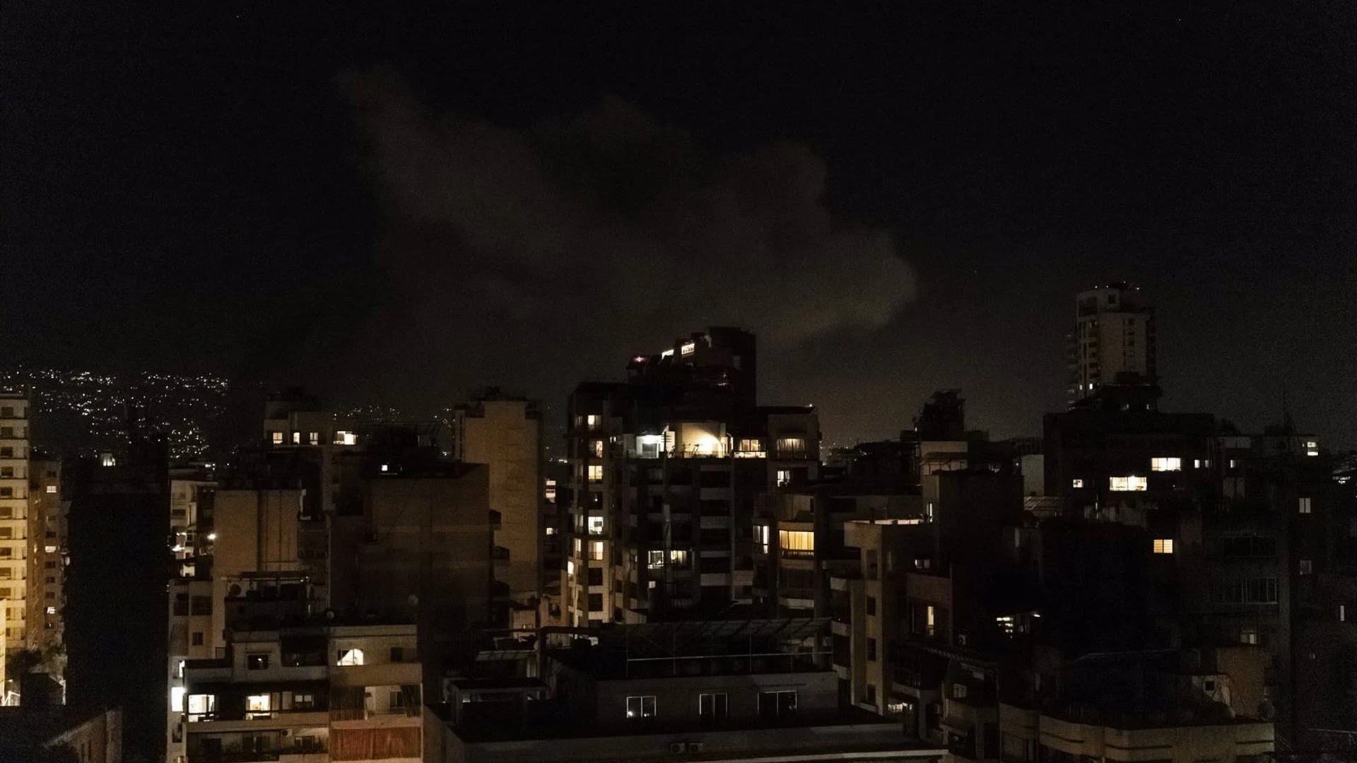 Mueren cinco personas y ocho resultan heridas en un bombardeo israelí en el centro de Beirut Mueren cinco personas y ocho resultan heridas en un bombardeo israelí en el centro de Beirut