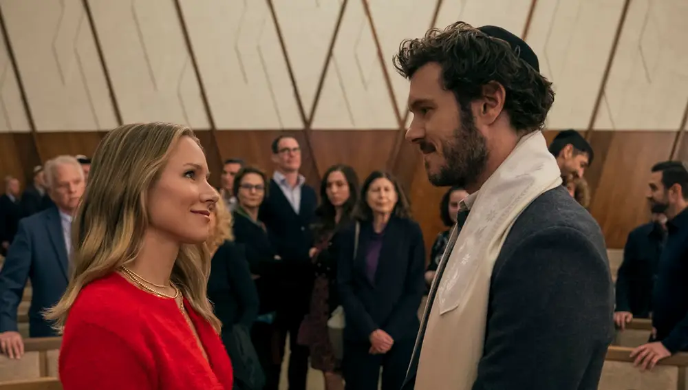Kristen Bell y Adam Brody en Nadie quiere esto Kristen Bell y Adam Brody en Nadie quiere esto
