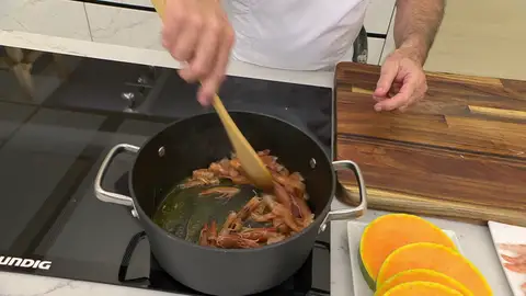 Rehógalas durante 4-5 minutos Rehógalas durante 4-5 minutos