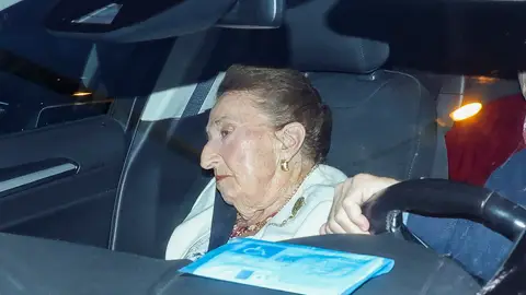 La infanta Margarita se reúne con don Juan Carlos en Sanxenxo La infanta Margarita se reúne con don Juan Carlos en Sanxenxo
