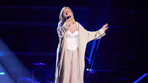Malú se deja llevar por un impulso con Anastasia: “Ha sido una montaña rusa” Anastasia, talent de La Voz 2024