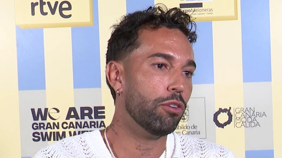 Omar Sánchez, en un desfile en Las Palmas Omar Sánchez, en un desfile en Las Palmas