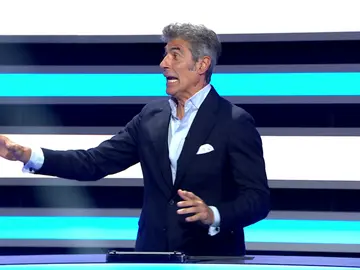 Jorge Fernández, desaforado al ver cómo Popy se lleva ¡casi 30.000 euros al resolver el panel! Jorge Fernández, desaforado al ver cómo Popy se lleva ¡casi 30.000 euros al resolver el panel!