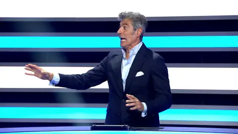 Jorge Fernández, desaforado al ver cómo Popy se lleva ¡casi 30.000 euros al resolver el panel! Jorge Fernández, desaforado al ver cómo Popy se lleva ¡casi 30.000 euros al resolver el panel!