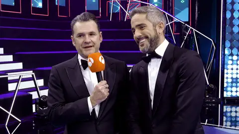 López y Leal ponen a prueba su conexión mental: ¿Hacen buen tándem? López y Leal ponen a prueba su conexión mental: ¿Hacen buen tándem?