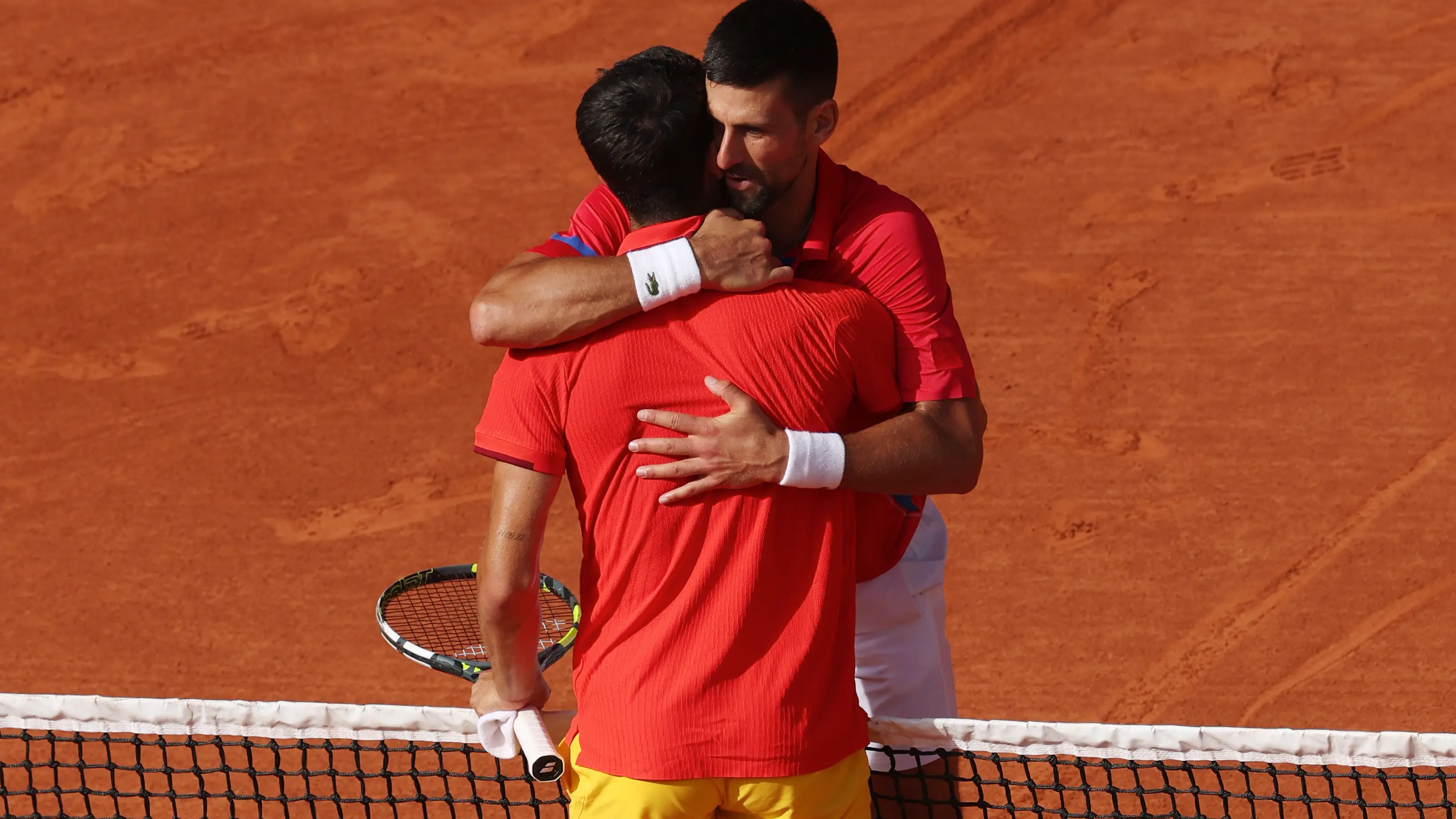 Alcaraz y Djokovic tras la final de los Juegos Olímpicos Alcaraz y Djokovic tras la final de los Juegos Olímpicos