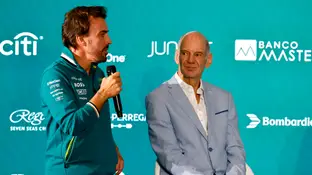 Adrian Newey y Fernando Alonso en la presentación del ingeniero en Aston Martin Adrian Newey y Fernando Alonso en la presentación del ingeniero en Aston Martin