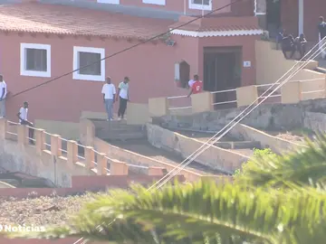 Centros de menores inmigrantes, colapsados en Canarias Centros de menores inmigrantes, colapsados en Canarias