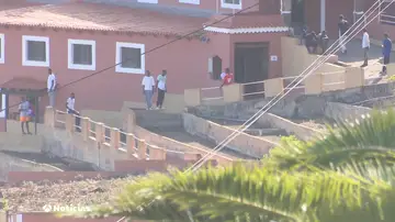 Centros de menores inmigrantes, colapsados en Canarias Centros de menores inmigrantes, colapsados en Canarias