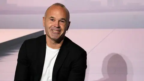 Antena 3 Deportes (08-10-24) Andrés Iniesta: "Habría jugado hasta los 90 años, nunca pensé que llegaría este día" Antena 3 Deportes (08-10-24) Andrés Iniesta: "Habría jugado hasta los 90 años, nunca pensé que llegaría este día"