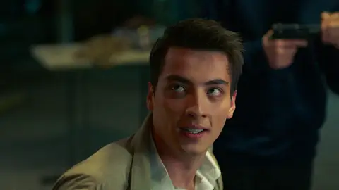 ¡Un plan perfecto! Ömer salva a Sarp y acaba con los secuestradores ¡Un plan perfecto! Ömer salva a Sarp y acaba con los secuestradores