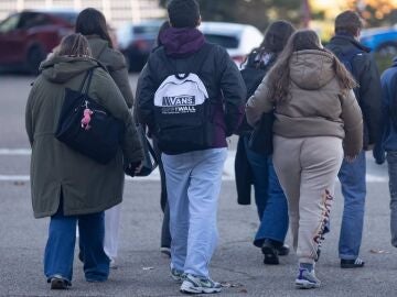 Un grupo de adolescentes