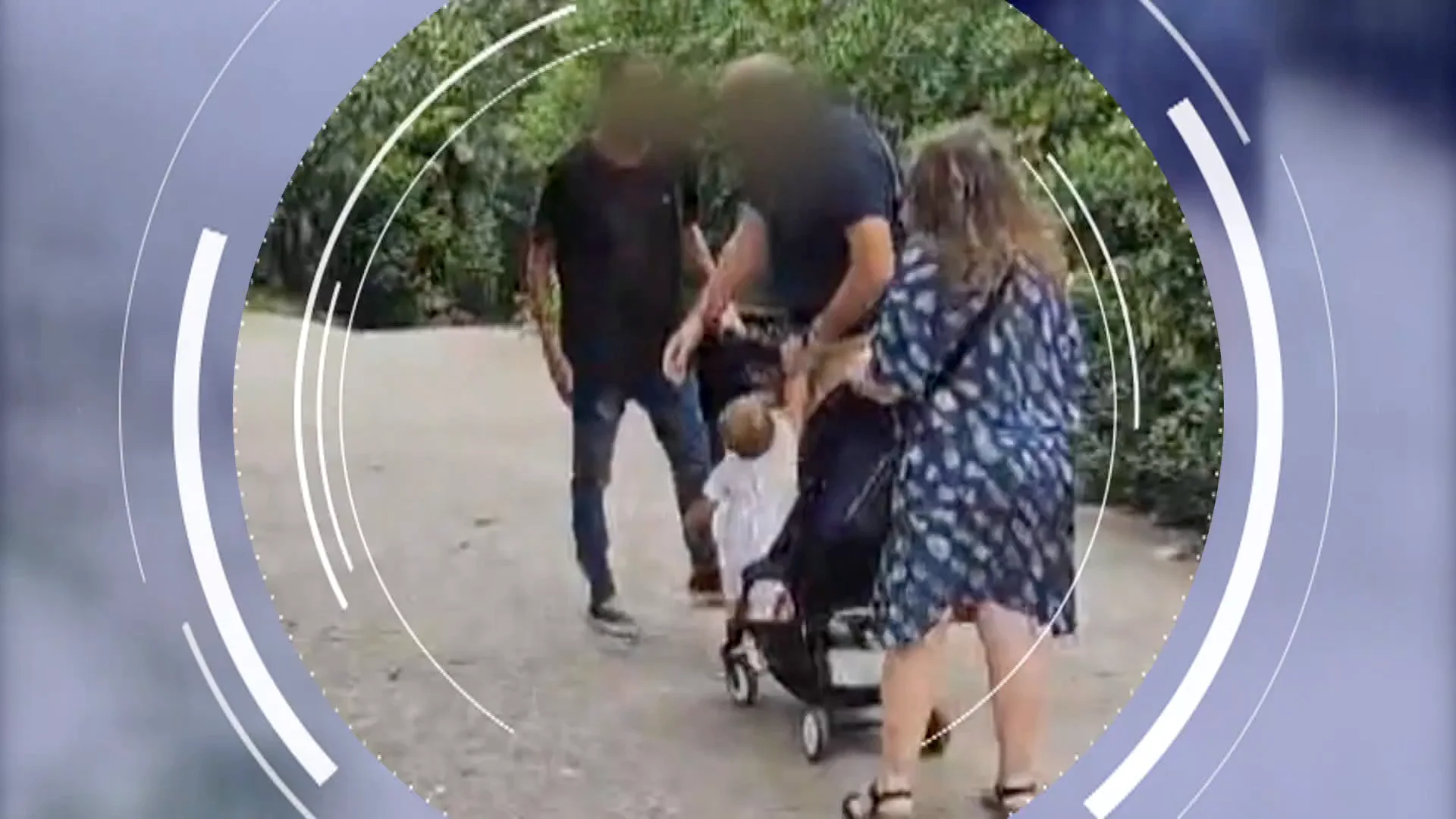Un hombre ingresa en un centro psiquiátrico tras abofetear a un bebé en la calle Un hombre ingresa en un centro psiquiátrico tras abofetear a un bebé en la calle