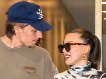 Millie Bobby Brown y su marido Jake Bonjovi