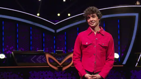 "Nunca le he dicho que no a ningún reto": Javier Ambrossi abre las puertas a convertirse en máscara "Nunca le he dicho que no a ningún reto": Javier Ambrossi abre las puertas a convertirse en máscara