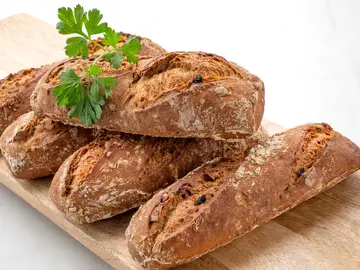 Arguiñano, impresionado con la receta de pan de muesli de Joseba: "Hace cosas que yo no había hecho nunca" Arguiñano, impresionado con la receta de pan de muesli de Joseba: "Hace cosas que yo no había hecho nunca"
