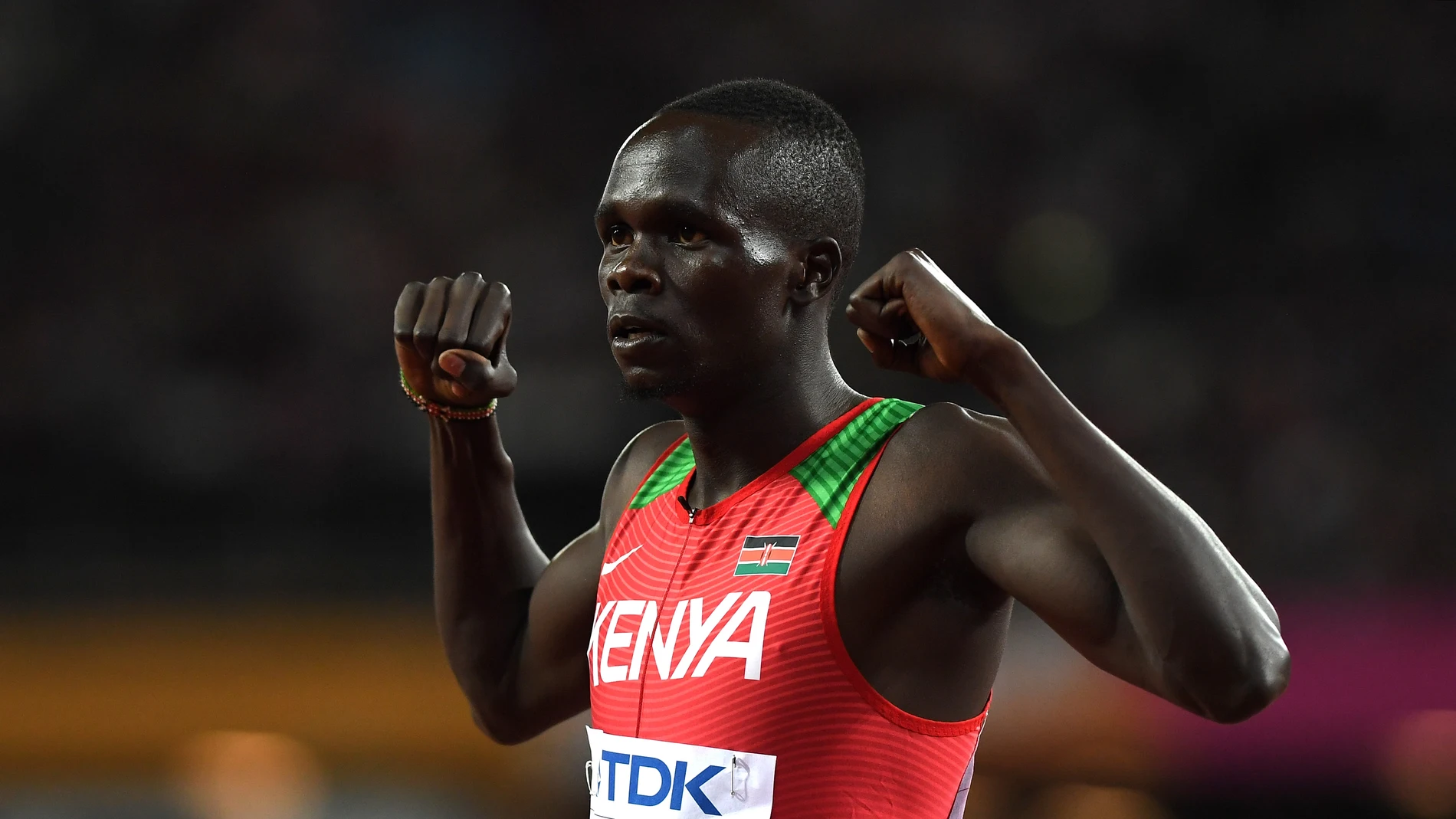 Kipyegon Bett, en el Mundial de Atletismo de 2017 en Londres Kipyegon Bett, en el Mundial de Atletismo de 2017 en Londres