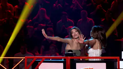 El pique entre Chenoa y Ana Guerra con Roberto e Iñaki: “¡Habla con mi mano!” El pique entre Chenoa y Ana Guerra con Roberto e Iñaki: “¡Habla con mi mano!”