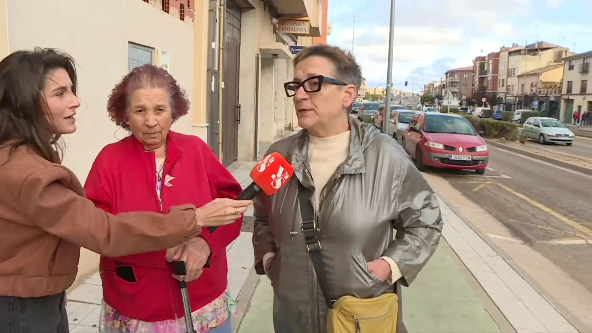 Florencia se reencuentra con su hija tras romper relación hace cuatro años: "Estoy pagando la deuda de mi exyerno" Florencia se reencuentra con su hija tras romper relación hace cuatro años: "Estoy pagando la deuda de mi exyerno"